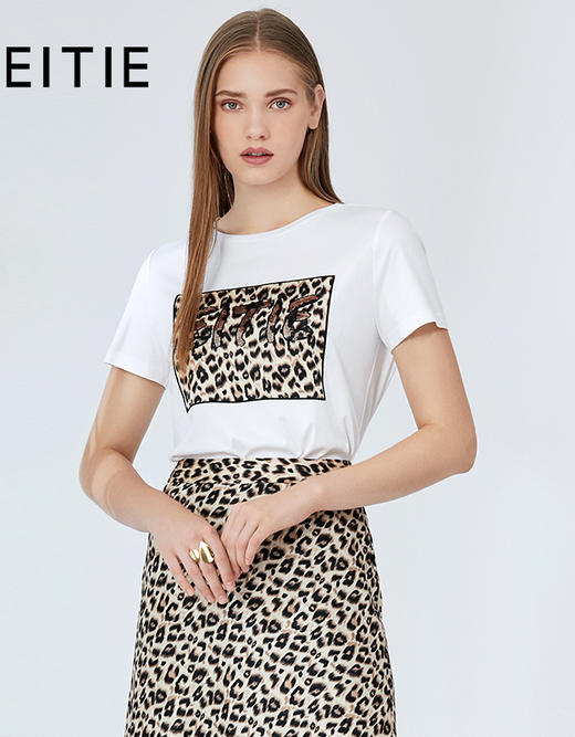 故障 EITIE爱特爱春季新款通勤时尚休闲百搭显瘦简约印花T恤上衣女6102812 商品图9