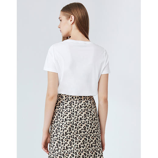 故障 EITIE爱特爱春季新款通勤时尚休闲百搭显瘦简约印花T恤上衣女6102812 商品图6