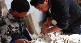 剑川木雕非遗传承人 - 杨元松