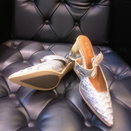 LFGJ  6416  设计师潮流蛇皮鞋拖 商品图10