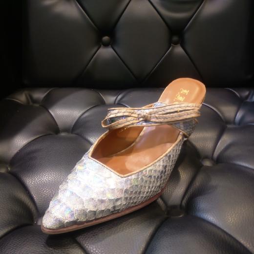 LFGJ  6416  设计师潮流蛇皮鞋拖 商品图6