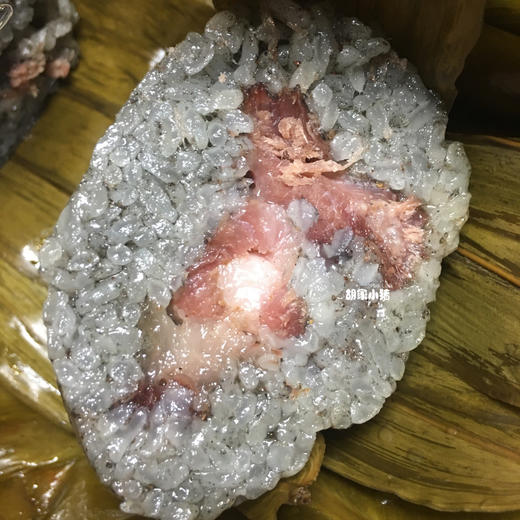 【胡家小猪】300-350克【鲜肉粽】布依苗族手工传承 内含糯谷草 商品图6
