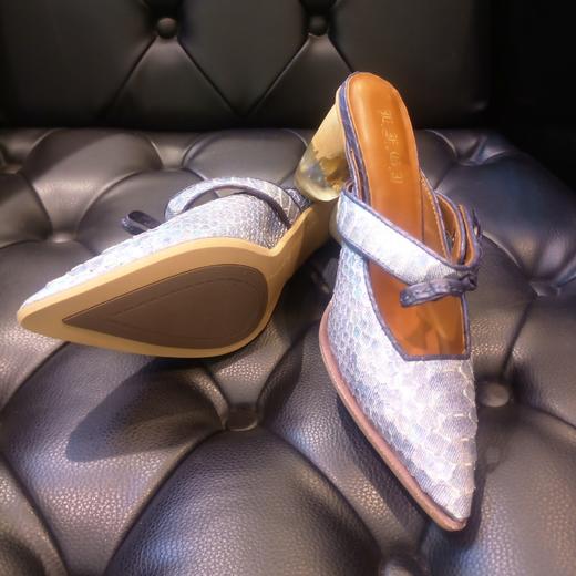 LFGJ  6416  设计师潮流蛇皮鞋拖 商品图4