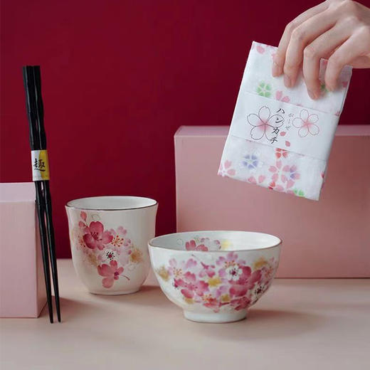 日本进口樱花一人食瓷器礼盒  |  美浓烧日式樱花精致一人食碗筷杯创意餐具家用礼盒装日本进口！ 商品图1