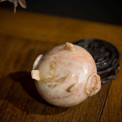 清代 寿山石狮耳三足香炉（红木座） 商品图4