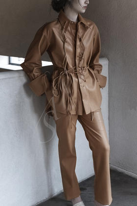 Palmer Harding 焦糖色系绳皮质直筒裤