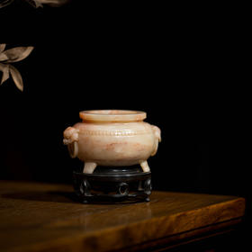 清代 寿山石狮耳三足香炉（红木座）