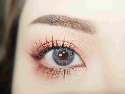 日抛 x abucon 蓝鲸 台湾产地 上眼有点突兀 看自己喜欢！14.0 含硅水凝胶 带金粉日抛无售后 商品图8