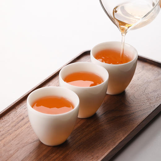 太姥山韵·福鼎白茶饼2012年寿眉258g  成箱规格：6提共42饼 商品图2