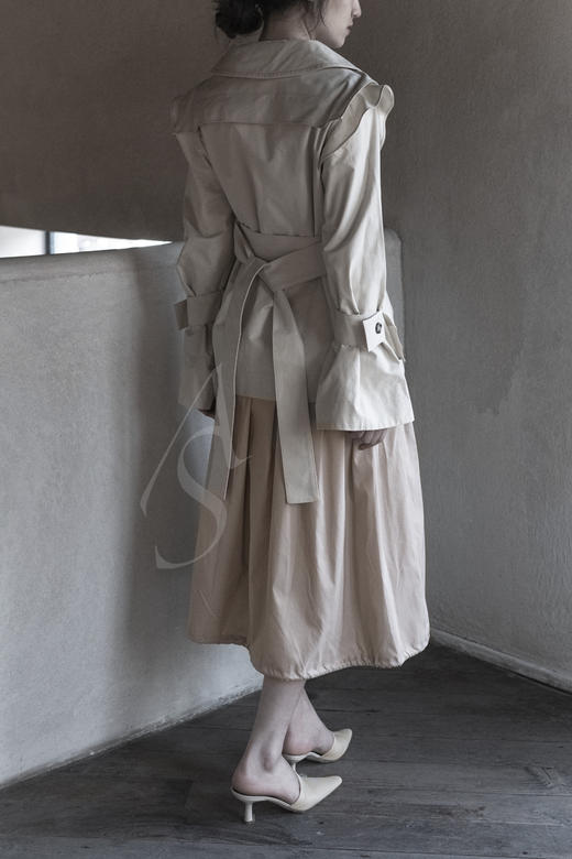 Palmer Harding 奶白色/黑色腰带短夹克 商品图3