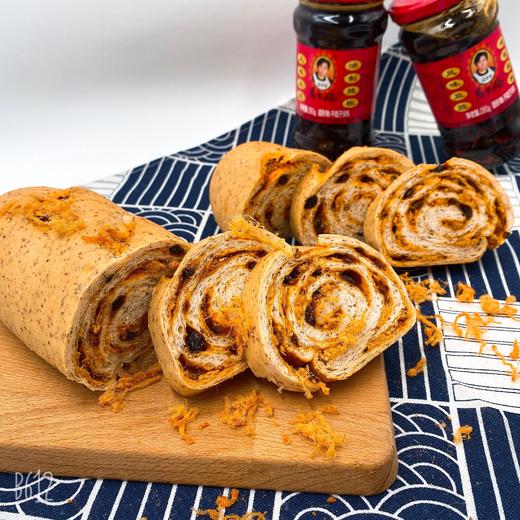 黑全麦老干妈肉松沙克 商品图1