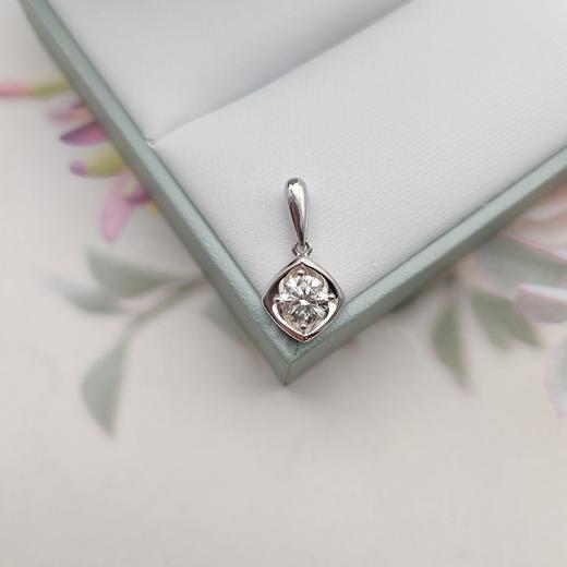 18K钻石吊坠(0.8ct) 商品图0