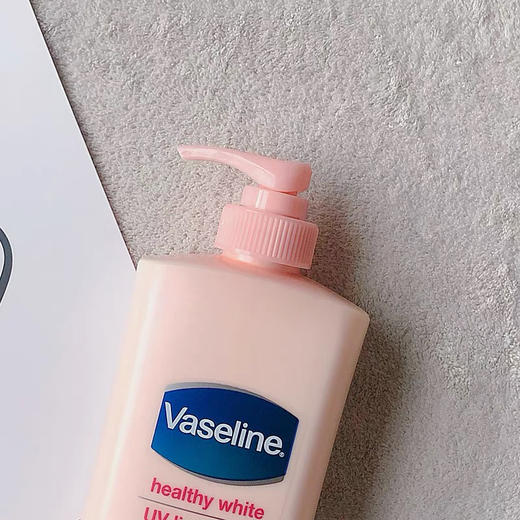 凡士林B3美白身体乳400ml 商品图3