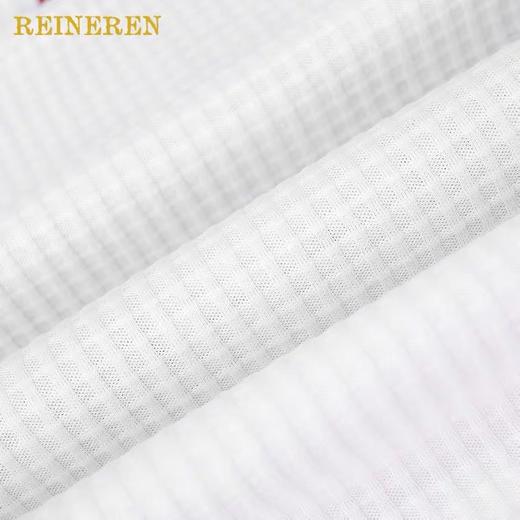 女战士丝网印花短T 商品图3