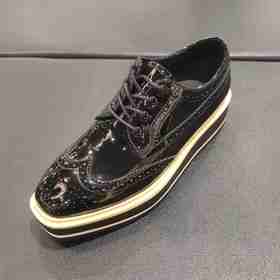 LFGJ 4103  漆皮英伦女鞋布洛克松糕女鞋春季真皮单鞋雕花