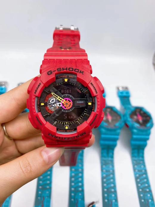 卡西欧新款！五虎将黄忠联名款！ 新款到货🤗🤗️💥 抬手灯卡西欧G-SHOCK--经典防震表盘设计原单现货秒发，45度自动抬手亮灯功能配合冲击视觉的强烈色彩🙈LCD液晶显示盘 商品图2