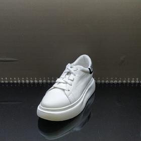 LFGJ 2217潮流休闲经典燕尾曼昆鞋