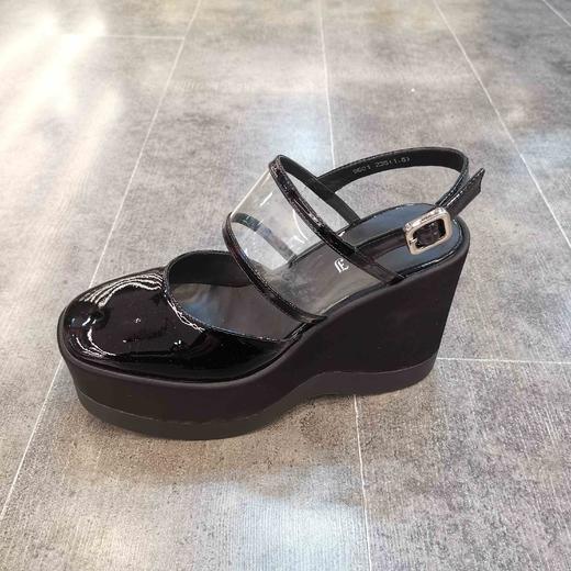 LFGJ 9601 设计师款松糕厚底漆皮凉鞋 商品图1