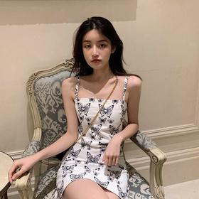 短款吊带显瘦连衣裙女2021年新款夏收腰气质夏天裙子吊带裙小个子七夕情人节