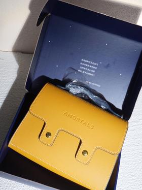 OOTD|这个闺蜜送的包居然里面有6支口红？