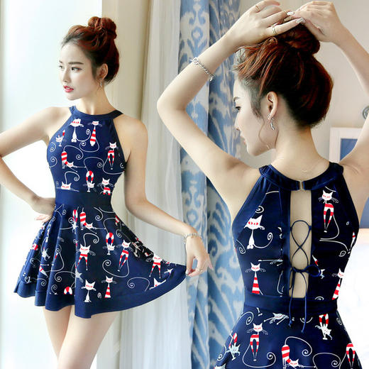 【泳衣】* 遮肚显瘦保守钢托小胸聚拢泳装 商品图0