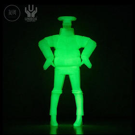 Unbox B boy 夜光版 TAKU OBATA SOFB BOY 搪胶 限定 潮流玩具 摆件