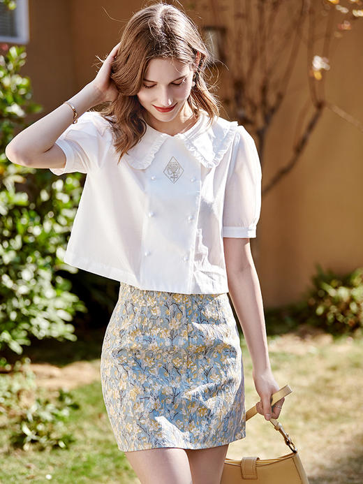 欧芮儿娃娃领白衬衫女2021春夏新款双排扣木耳边超仙洋气短款上衣 商品图0