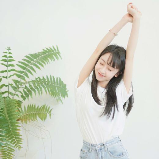 【爆单！预售】圆领空气云朵短袖T恤，黑白两色男女同款好版型，减龄百搭显瘦，经典不过时 商品图4