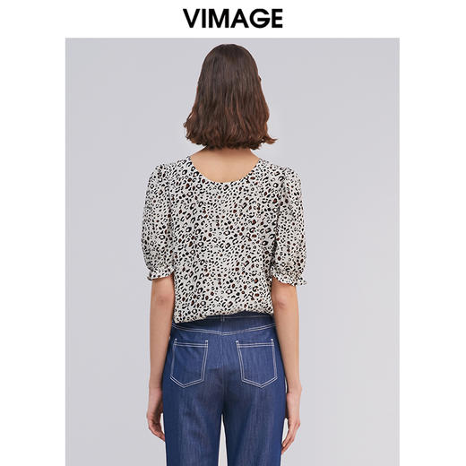 VIMAGE纬漫纪夏季新款通勤百搭时尚雪纺泡泡袖五分袖T恤上衣VB2113104 商品图2