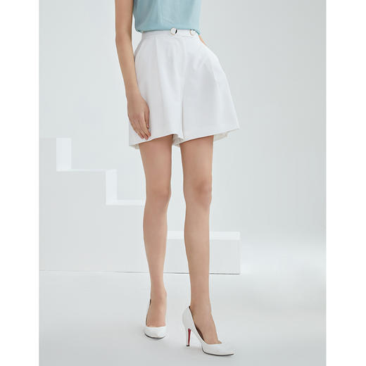 EITIE爱特爱夏季新款宽松显瘦舒适轻薄通勤百搭阔脚西装短裤B2105706 商品图2