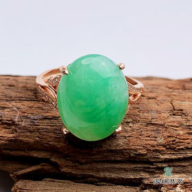 派瑞翡翠 翡翠戒面 糯种 绿色