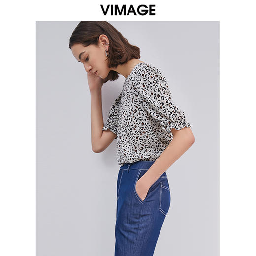 VIMAGE纬漫纪夏季新款通勤百搭时尚雪纺泡泡袖五分袖T恤上衣VB2113104 商品图1
