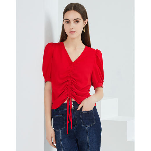 EITIE爱特爱夏季新款时尚显瘦V领抽绳褶皱露脐短款T恤上衣女 商品图3