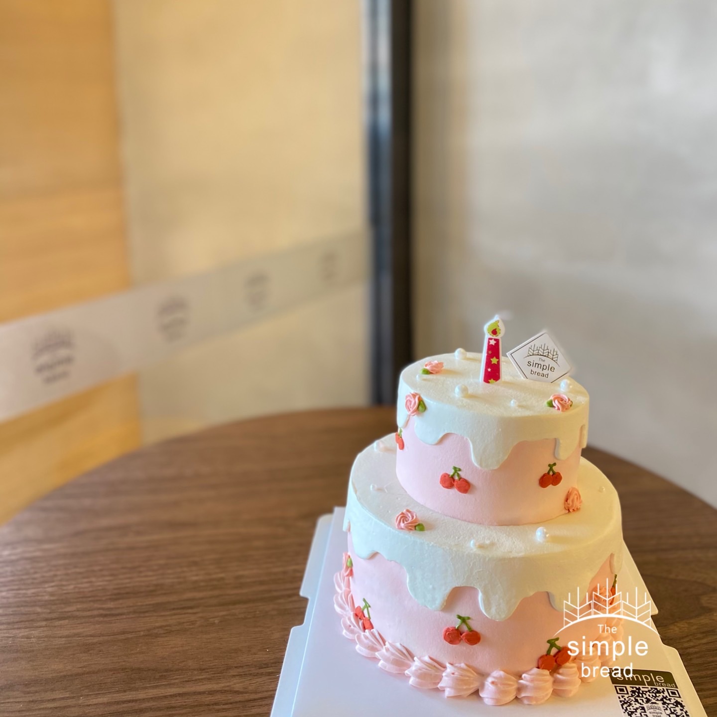 可爱双层蛋糕（6+4寸，8-9人分享）