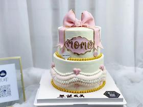 双层翻糖蝴蝶结（糖牌英文可改（4字内））