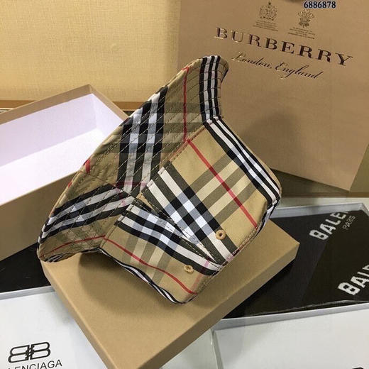 巴宝莉渔夫帽 商品图3