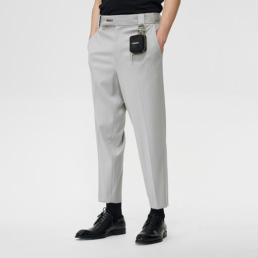 Unawares SS21 定制扣便携式可拆卸方形耳机包修身九分裤 商品图0