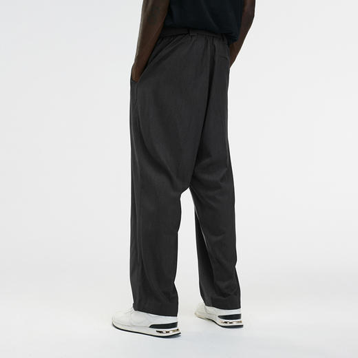 Unawares FW20 多重面料弧线拼接三褶宽松长西裤 商品图2