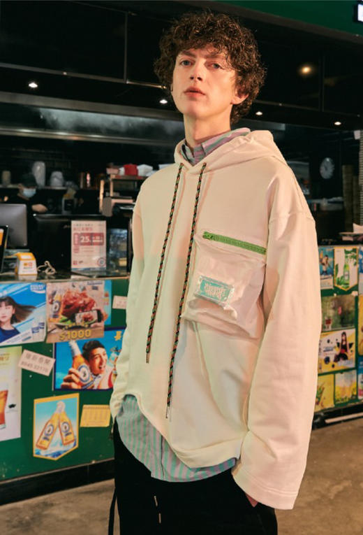 DEC B112363187 结构剪裁立体袋装饰帽衫卫衣 商品图0