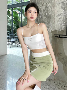 AGAM STUDIO 盐甜兼顾 烫钻设计拼接网纱心机抹胸打底吊带背心