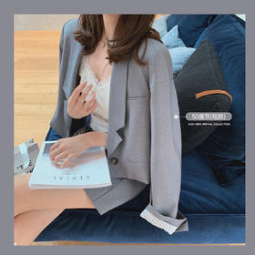 金蘑菇菇 【城市系列 宝藏西装合集】复古宽松廓形西装外套女春