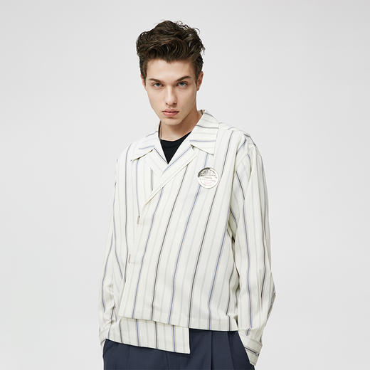 Unawares SS21 金属凸版徽章结构前幅剪裁条纹衬衫 商品图0