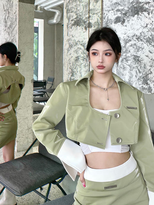 AGAM STUDIO 盐甜兼顾 烫钻设计拼接网纱心机抹胸打底吊带背心 商品图4