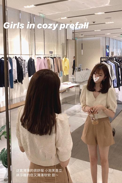 金蘑菇菇【奶油小泡芙】设计感小众收腰短款法式V领 商品图5