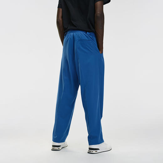 【赵小棠同款】Unawares x FOURTRY 联名双层挂链三褶宽松长西裤 商品图3