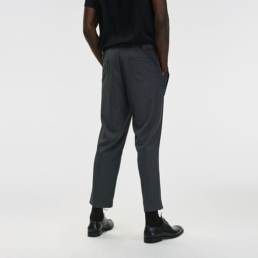 Unawares x FOURTRY 潮流合伙人联名珍珠链双层裁片单褶九分西裤 商品图3