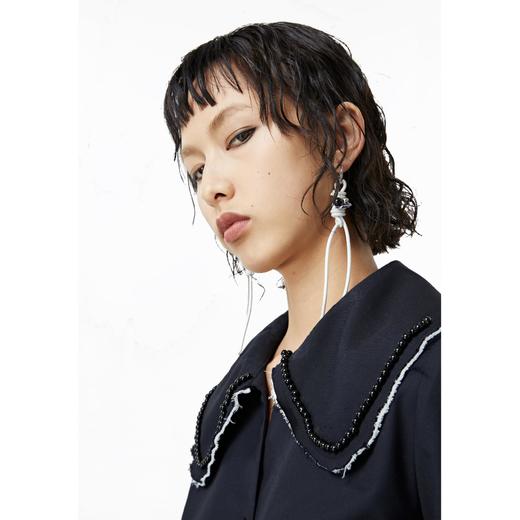 FIRSTFLOOR毛边设计复古娃娃领衬衫原创褶皱不规则泡泡袖大翻领 商品图1