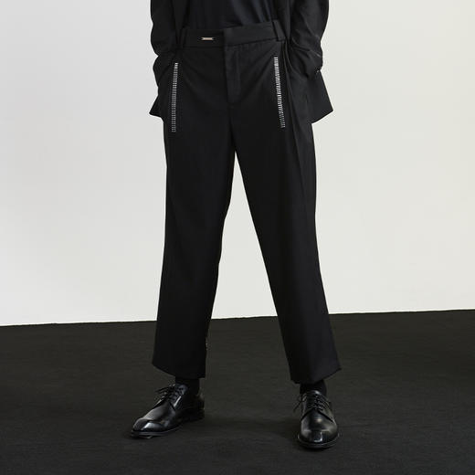 Unawares.FW20 金属片镶嵌单褶九分西裤 商品图2