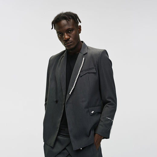 Unawares x FOURTRY 潮流合伙人联名珍珠镶嵌双排扣西装 商品图2