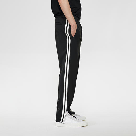 Unawares SS21 不对称条纹镶嵌LOGO印花运动长裤 商品图3